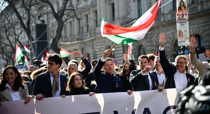 Még a 444 szerint is hazament a tiszások egy része Magyar Péter rendezvényéről