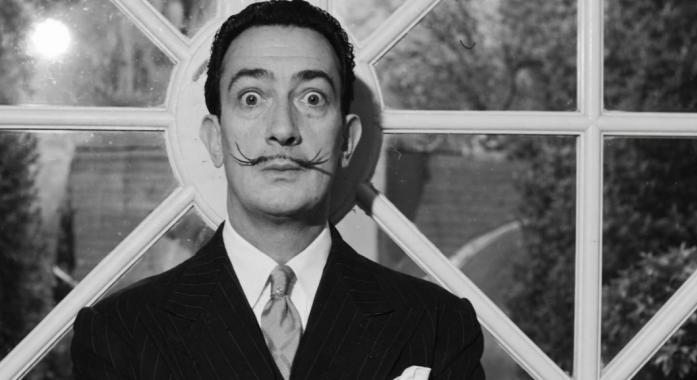 A zsenialitás álarca: Salvador Dalí és a tudatosan épített őrület