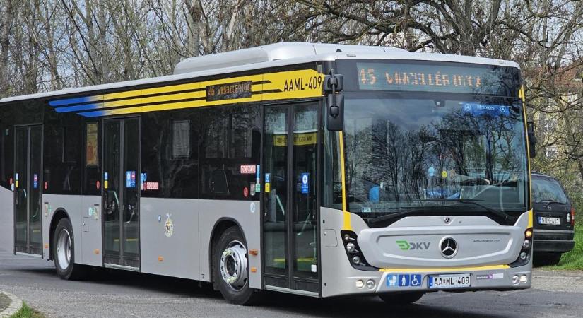 Baleset miatt lezárták az István utat, több debreceni buszjárat terelőútvonalon közlekedik