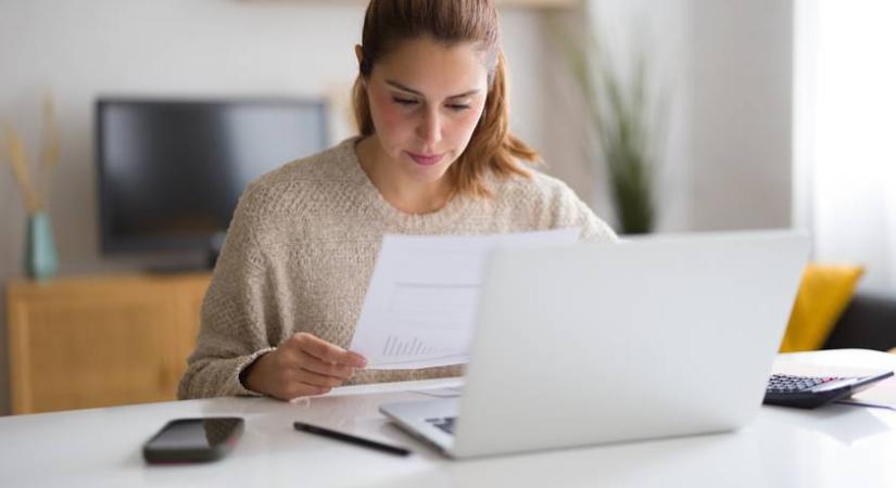 Fontos üzenetet küldött a NAV rengeteg magyarnak: ezt mindenképp ellenőrizni kell benne