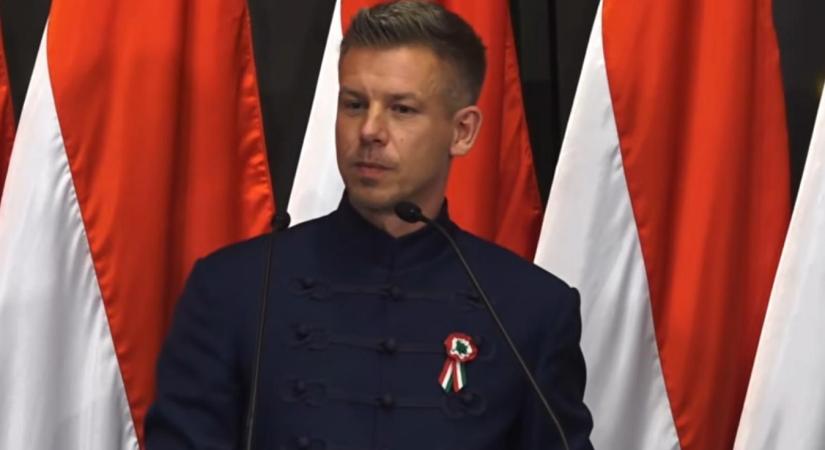 Magyar Péternek leírták, hogy akár félmillióan is lehettek a Nemzeti Meneten