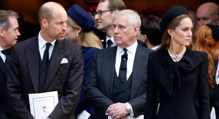 Új ellensége van a brit királyi családnak, vírusként terjednek ezek a videók