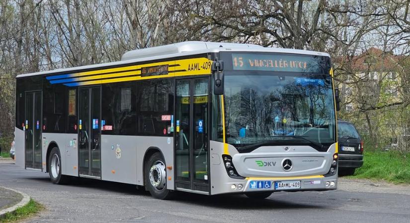 Baleset miatt több járat is terelőútvonalra kényszerül Debrecenben