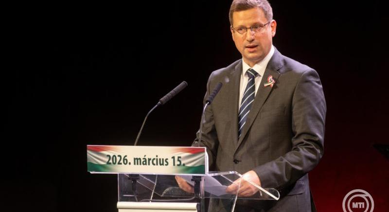 Gulyás Gergely: a nemzet egysége nem földi határok kérdése