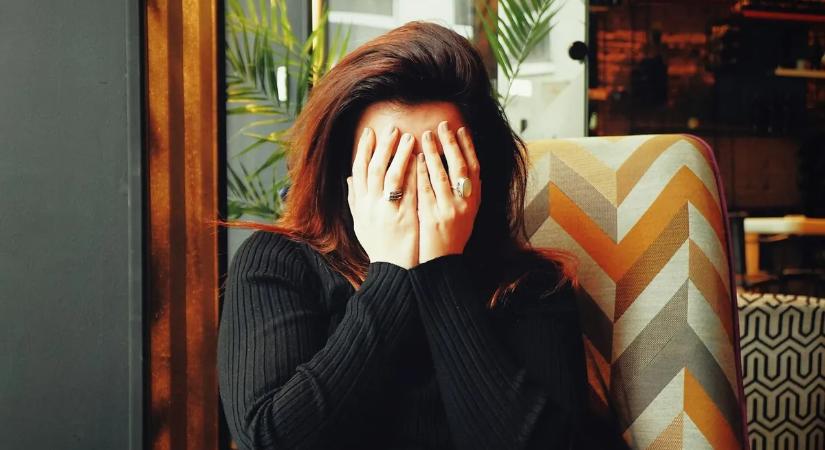 Veszélyes betegség terjed a fiatalok körében, már halálos áldozatok is vannak