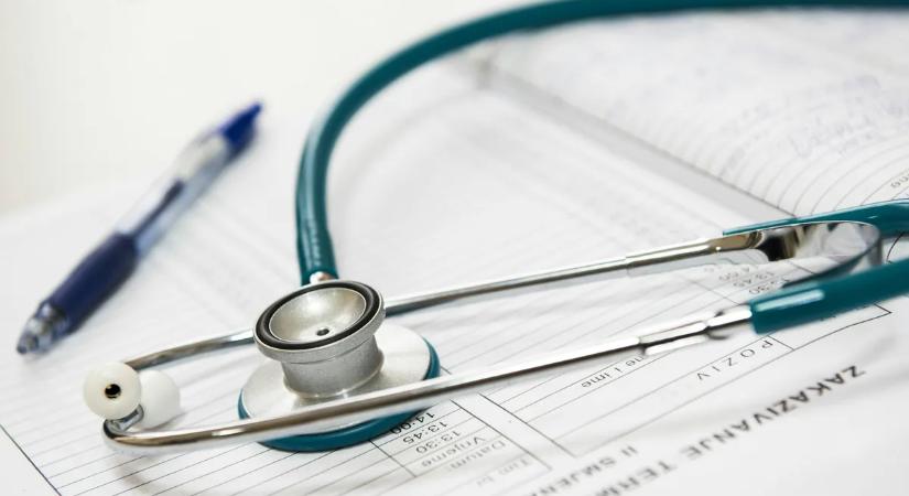 Az anya észrevette, hogy valami megváltozott a lányán - napokkal később gyermeke teljesen megvakult