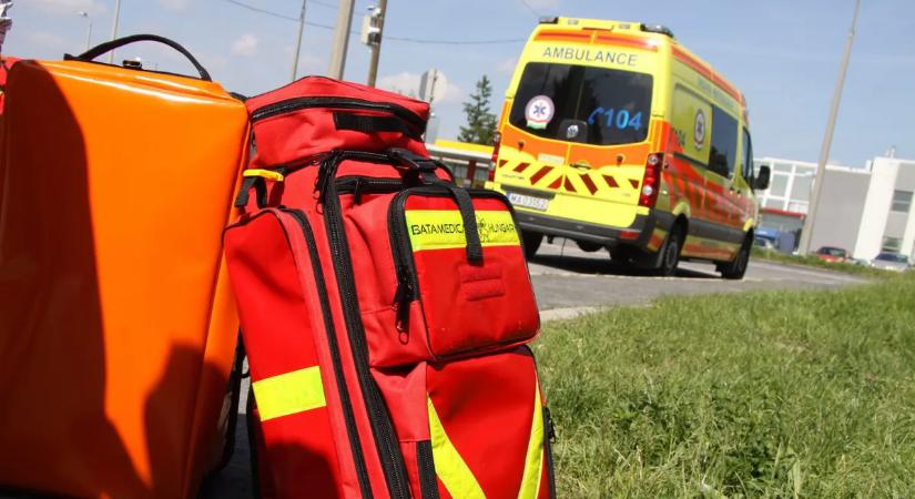 Kisbusz ütközött Villánynál, tízen súlyosan megsérültek