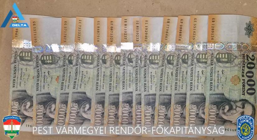 Megállították a zsaruk Szigetszentmiklóson Krisztiánt: amit a kocsijában találtak, azért kattant a bilincs