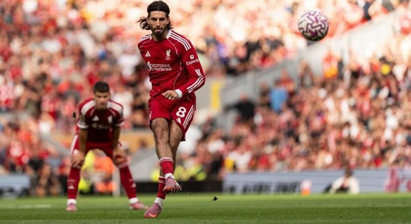 Szoboszlai a szabadrúgások királya: Messit is üldözőbe vette