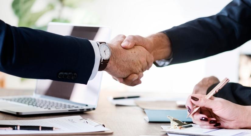 4 milliárd euró sorsa dőlt el, a magyar cégek is hatalmasat kaszálhatnak