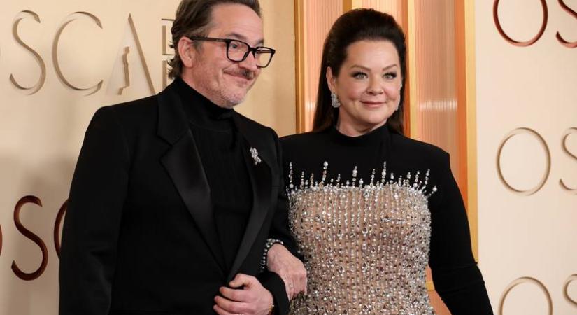 Melissa McCarthy ritkán látott férjével pózolt az Oscar-gála vörös szőnyegén: mutatjuk a sztárpárokat