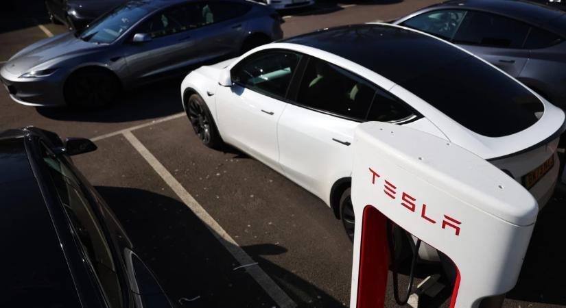 Megélénkülhet a kereslet az elektromos autók iránt az energiakrízisben, be is indult a licit a vevőkért
