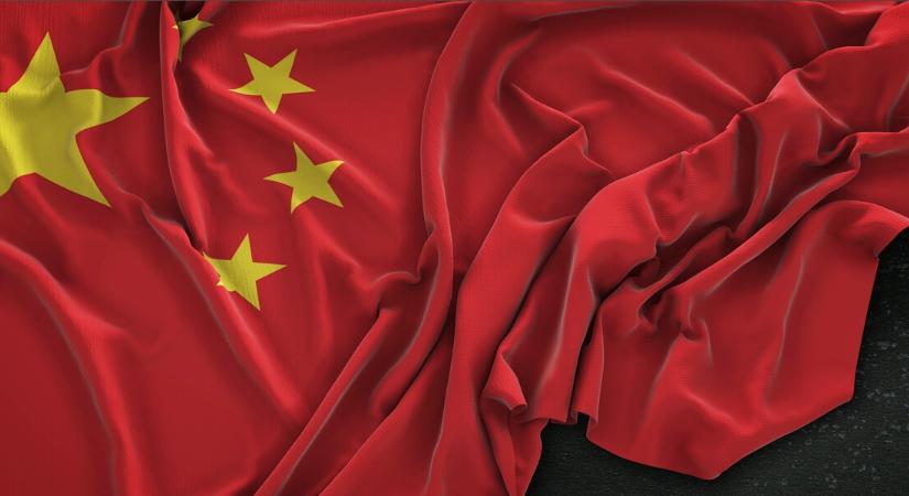 Miközben a világ lángokban áll, Kína olyat lépett, amivel az egész bolygót a markában tartja