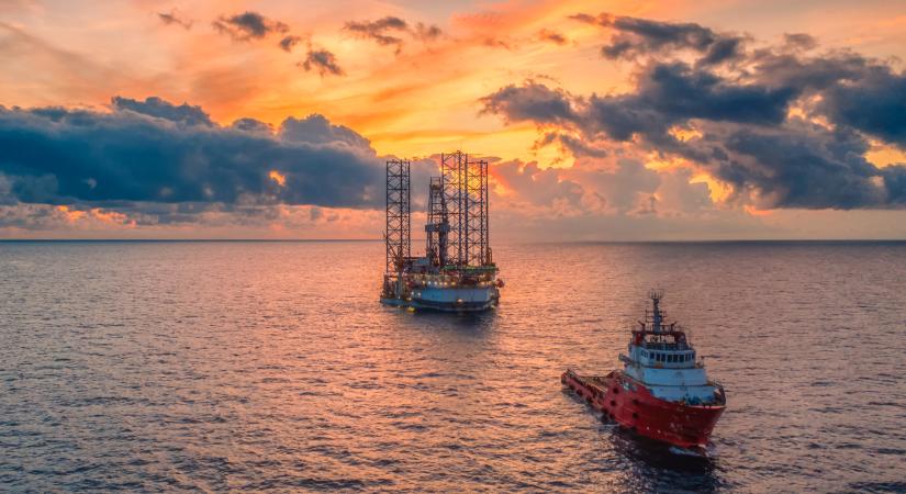 Elérték az olajellátási zavarok Kínát, már kényszerintézkedéseket kell hozni