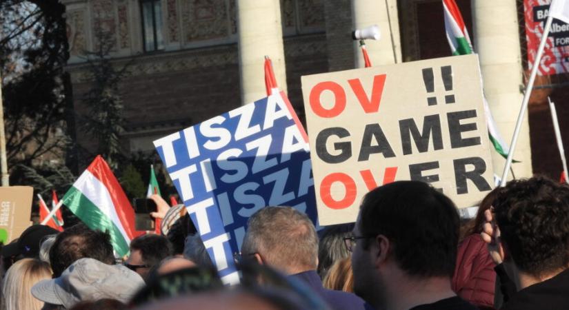 Március 15, avagy hogy emlékszik egy nemzet kétféleképp