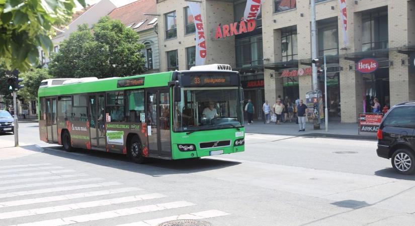 Olvasónk szerint női utasokat ütlegel egy férfi a pécsi buszokon