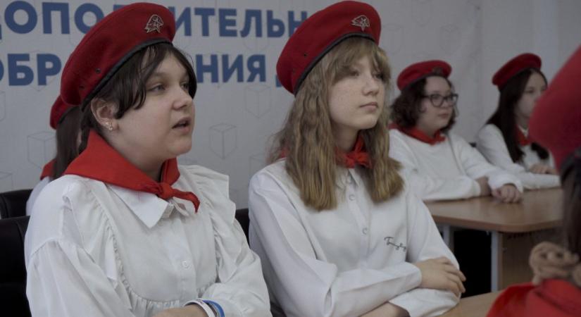 Az orosz állami hírügynökségek kifelejtették a beszámolóikból, hogy egy Putyin-ellenes dokumentumfilm is Oscar-díjat nyert