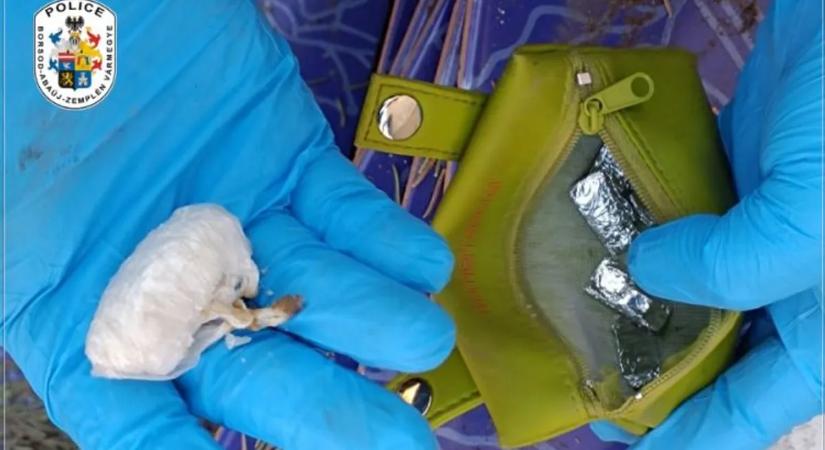 Nyugdíjas kristálydílert fogtak Sátoraljaújhelyen