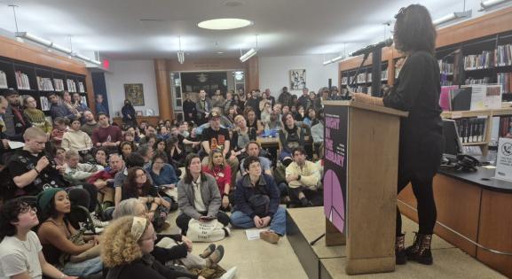 Tóth Krisztina Brooklynban mesélt A majom szeméről, Werner Herzog mondott előtte beszédet