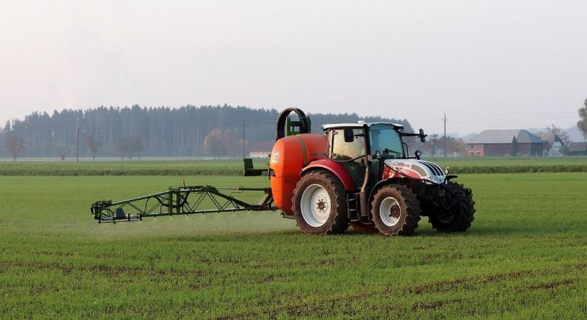 Nem csak a termést veszélyezteti: egyre több a hamis növényvédő szer