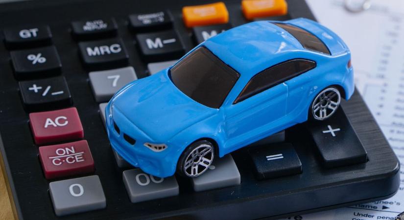 Már csipog a telefon, ennyi gépjárműadót kell fizetned az idén