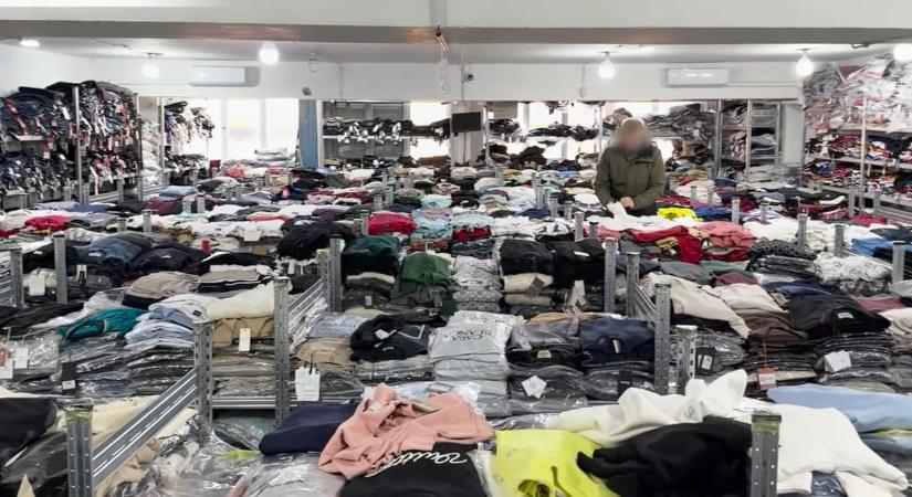 Hatmilliárd forintnyi hamis árut fogott a NAV egy török kereskedőnél