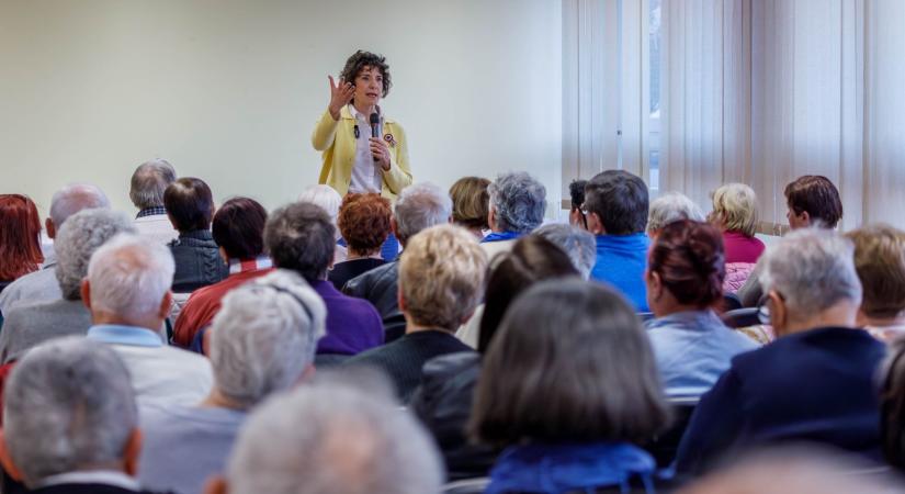 Dobrev Klára listavezetői vitát kezdeményez