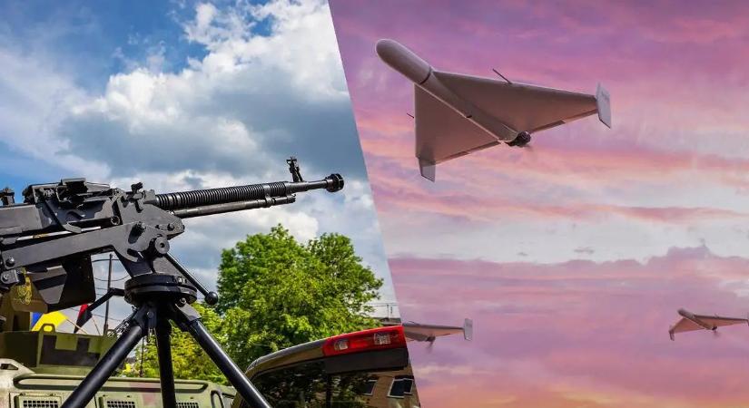 Kijevet támadták reggel, dróntörmelékek zuhantak a város központjába