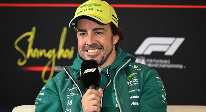„Remélem, közvetítették ezt a kört, hehe” – Alonso a szenvedés ellenére is humoránál maradt