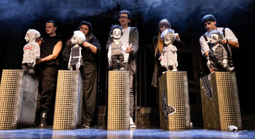 A Semmi 2.0 az új generációnak teszi fel Janne Teller kegyetlen kérdéseit