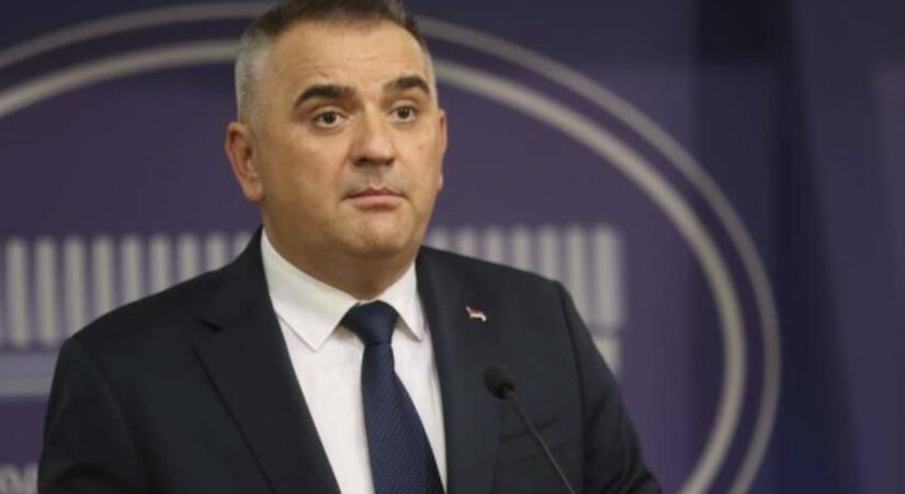 Váratlanul lemondott a boszniai Szerb Köztársaság miniszterelnöke