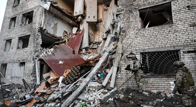 Belerokkan Zelenszkij értelmetlen háborújába az ukrán gazsaság