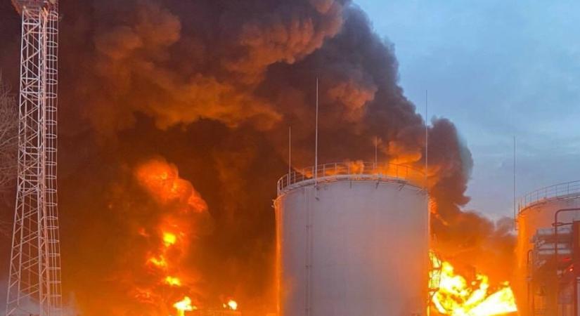 Sorozatban semmisülnek meg az orosz olaj utánpótlási pontok