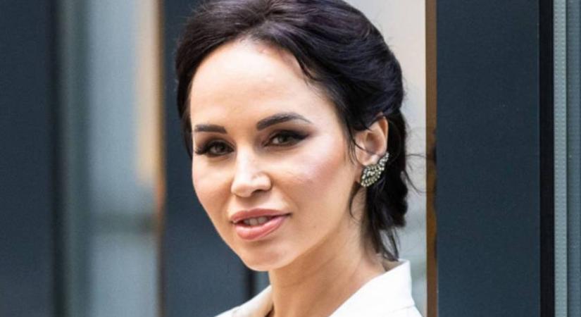 Sáfrány Emese magyar zászlós fotóján ciki bakit vétett: a címer se stimmel