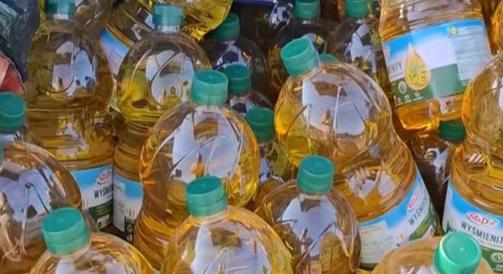 Gázolaj helyett étolajat tankol egy férfi, a Lidlben veszi az „üzemanyagot”