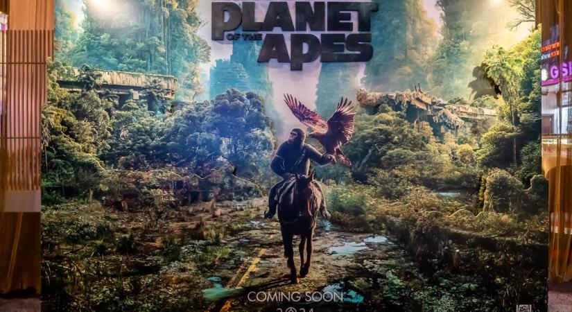 Újra mindenki ezt a látványos majmos sci-fit nézi otthon