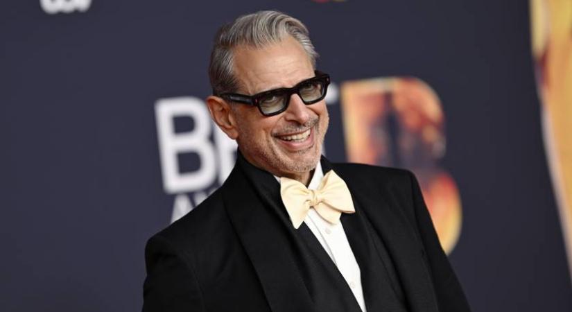 Jeff Goldblum 30 évvel fiatalabb felesége kerek feneket villantott az Oscar-gála afterpartiján