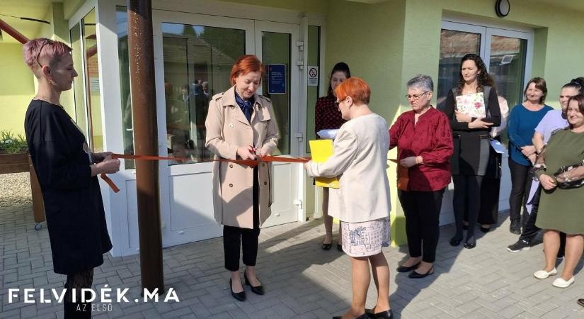 Méltó és szép környezet várja az időseket a Dignitas társulás intézményében