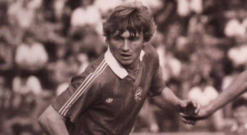 Kvíz: Ki szerepel ezen a retró fotón?