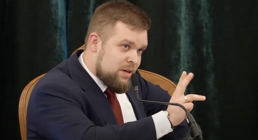 Rendkívüli közgyűlést hívott össze szerdára Pintér Bence