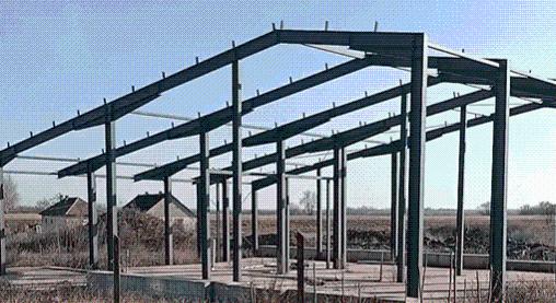 Több száz millió forintba került az a hűtőház Taktaharkányban, aminek csak a váza épült meg