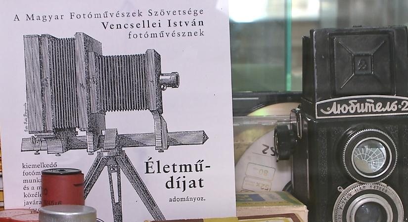 Új kincsek a múzeumban címmel nyílt meg a Déri Múzeum kamarakiállítása – fotókkal