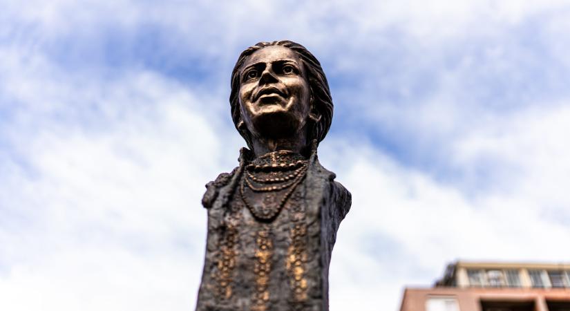 Előadás Leszja Ukrajinka ukrán költőnőről