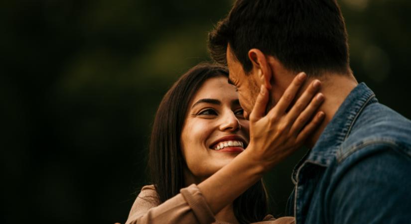 Heti szerelmi horoszkóp 2026. március 16-22.: A Bikának őszintén kell kommunikálnia, a Ráknak figyelnie kell a párja igényeire