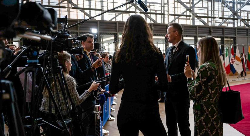 Szijjártó Péter: A németek durván megfenyegettek, adjuk fel a nemzeti érdek védelmét Ukrajnával szemben