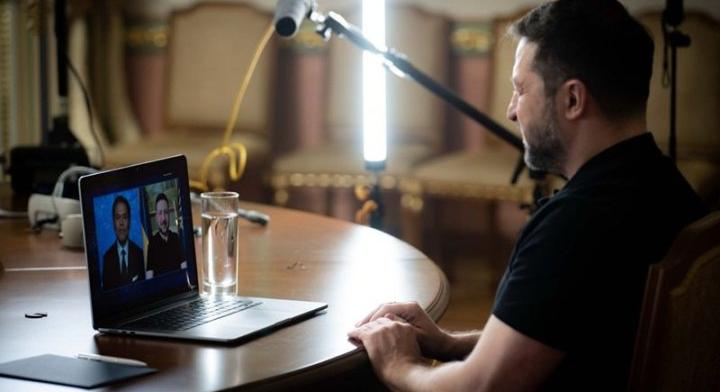 Zelenszkij: Ukrajna drónelfogókat adott át az Egyesült Államoknak a közel-keleti országok számára