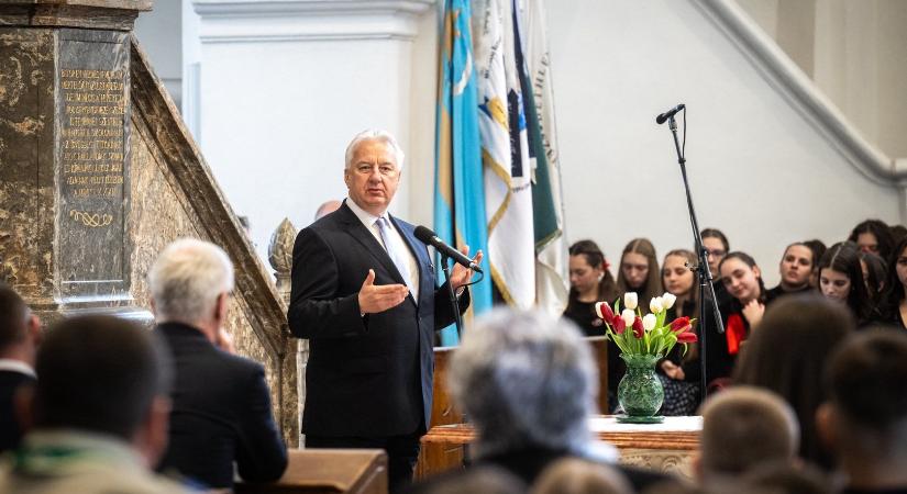 Semjén Zsolt: Amíg ez a kormány van, a külhoni magyarság szempontjai szentek és sérthetetlenek