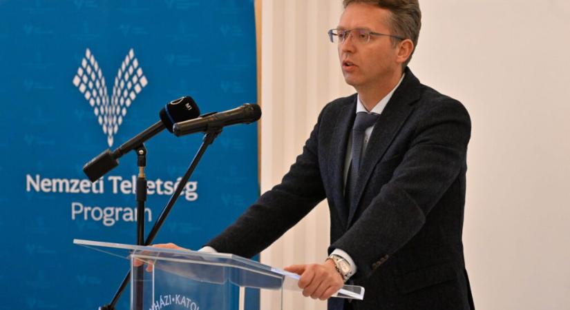 Hankó Balázs: Büszkék vagyunk a Kárpát-medence magyar fiatal tehetségeire