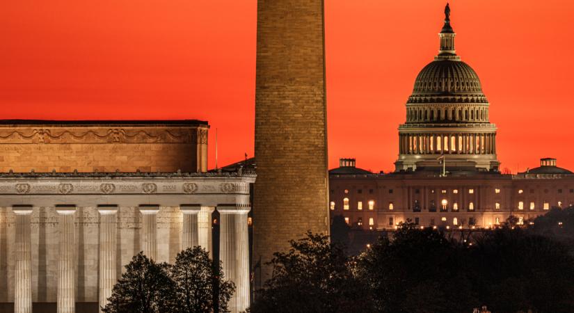 Megbénult az élet Amerikában: több mint fél méter hó és sarkvidéki fagy hozott elképesztő káoszt