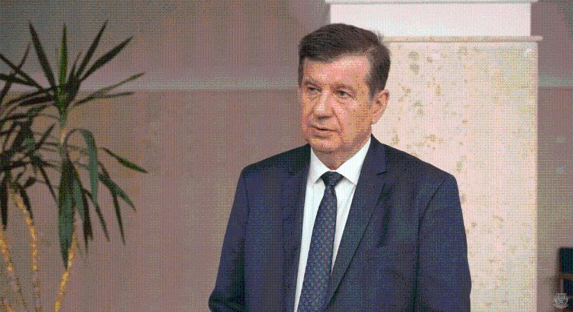 „Az oktatási rendszer stabilan és kiszámíthatóan működik” – véli a köznevelésért felelős helyettes államtitkár